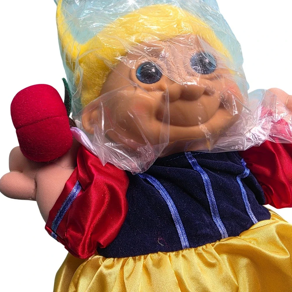 Vintage Russ Berrie Troll‎ Kidz Snow White Plush Doll Yellow Hair 2164 NWT